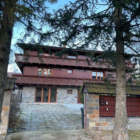 Apartman S Krbom Vedla Zubacky Tatranska Strba Luaran gambar