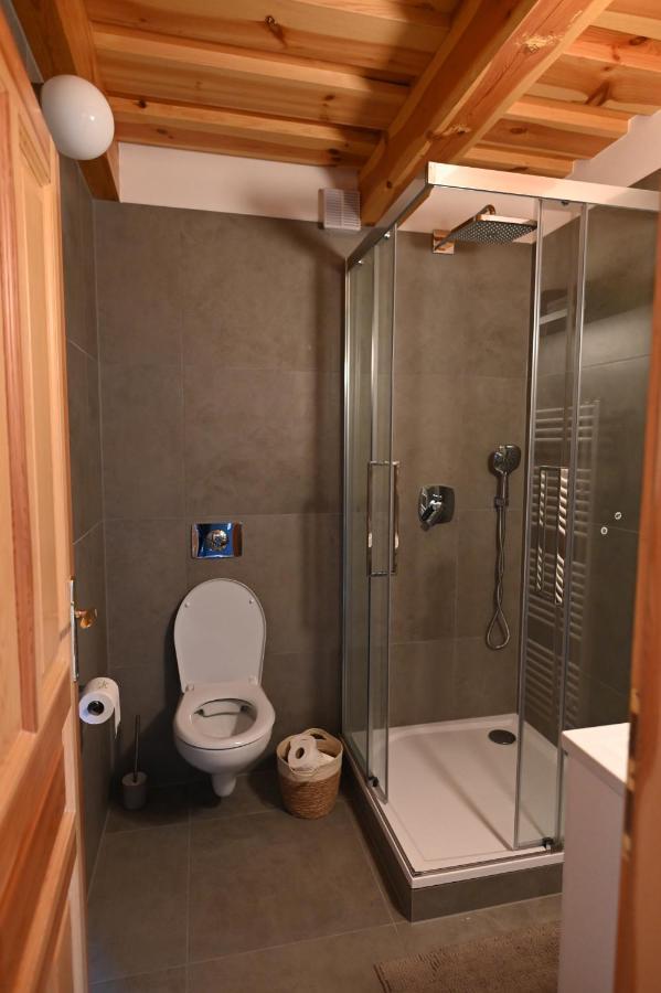 Apartman S Krbom Vedla Zubacky Tatranska Strba Luaran gambar